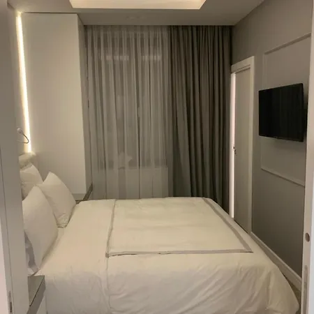 Pupin Palace Apartment